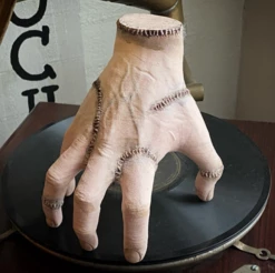 Accessoire Wednesday Addams Thing Hand Cosplay -NEWCOSSKY Soldes 0C111F7D 1F37 4619 97A8 A3F27130E8D7